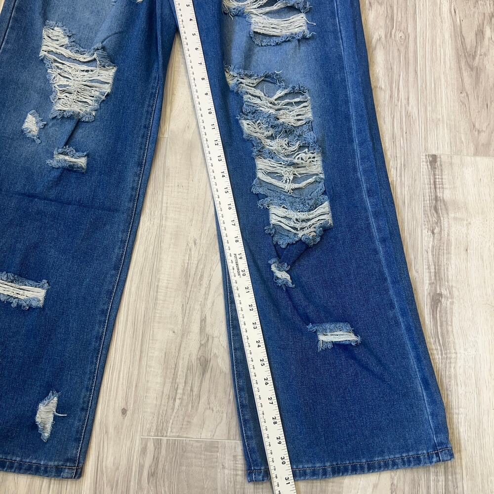 Shein Women's Baggy Distressed Flared Jeans Size W30 - Picture 3 of 9
